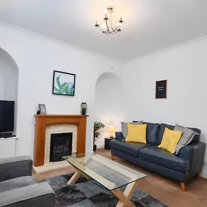 Comfortable 3 Bed Abode In The Heart Of Skipton